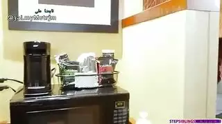 اخ يتحرش باخته النائمة