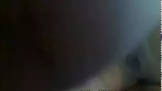 حركة فردية مثيرة للفتاة العربية الشابة للمعجبين