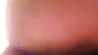 قريبة هاوية تسجل خيالاتها الجنسية الصريحة بمفردها