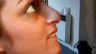 فتاة بلد ملكة